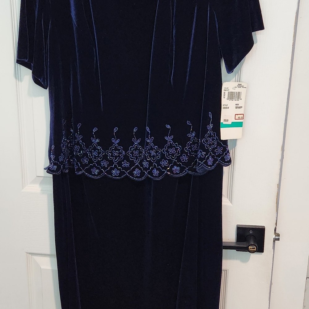 Elegant Navy Dress with Floral Embroidery